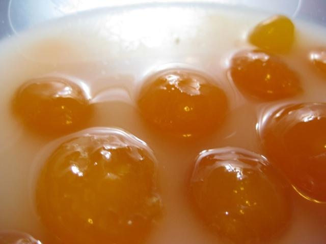 rượu trứng