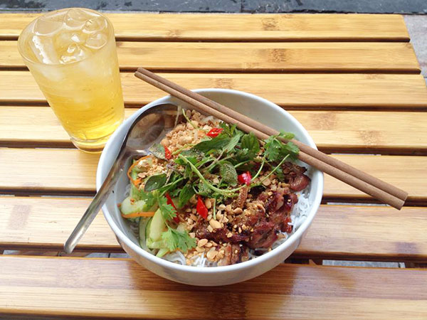 Bún thịt nướng 1