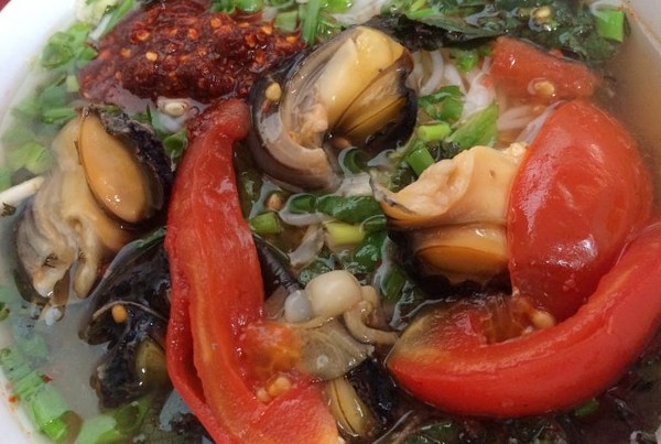 Bún ốc ở phố Nhà Chung 4