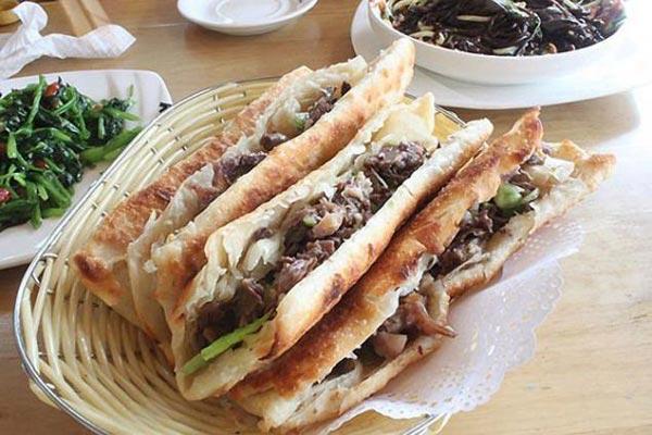 Bánh samwich thịt lừa