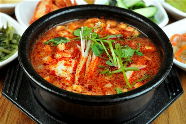 Soondubu Jiggae (Súp đậu phụ kho)