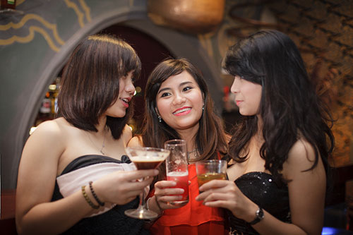 Sơn Tinh LoungBar là điểm đến yêu thích của các nàng