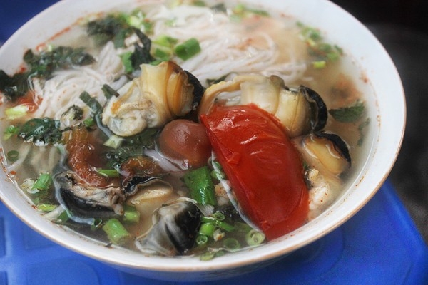 Bún ốc ở phố Nhà Chung 2