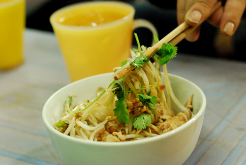 Phở trộn Lương Văn Can