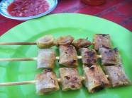 Xiên bánh tráng nướng
