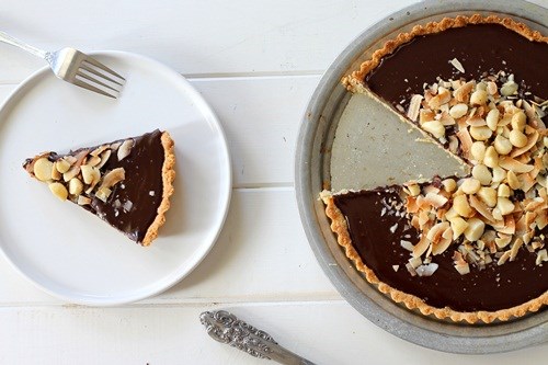 Bánh tart chocolate macadamia ở La Bonne Tarte