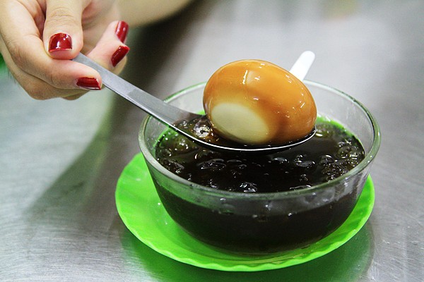 Chè trà trứng