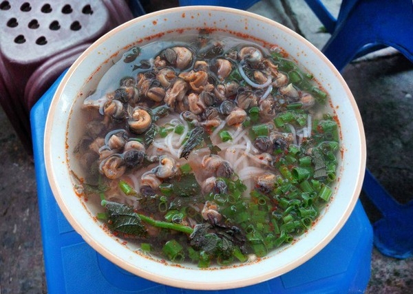 Bún ốc ở phố Nhà Chung 3