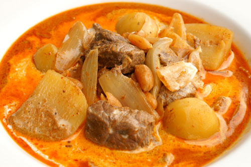 Gaeng Massamn