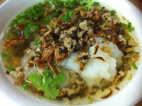 Bánh đúc nóng Trung Tự 1