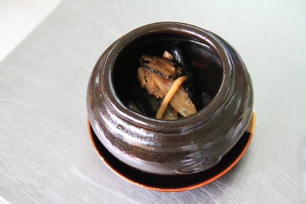 Gà ác tiềm thuốc bắc