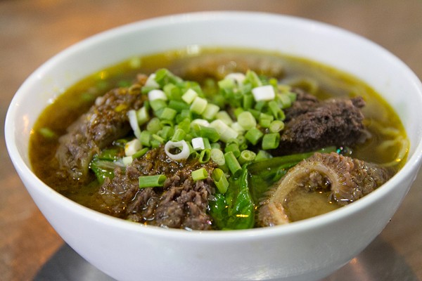 Phá lấu 1
