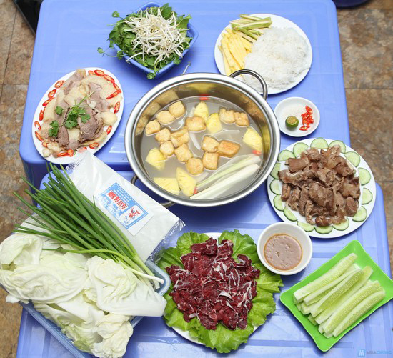 Quán lẩu bò nhúng