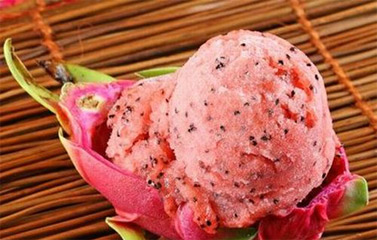 Tự làm Kem thanh long cho ngày hè