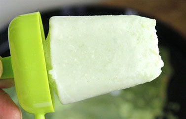 Thu sang tự làm kem cốm thơm ngon