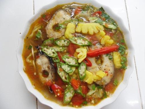Cách làm món canh cá chua cay Nam bộ