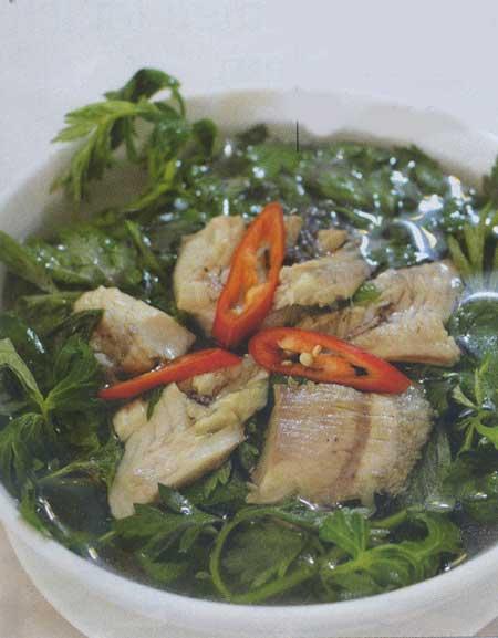 Nấu canh cá rô ngon với ngải cứu