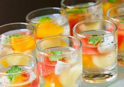Sảng khoái ngày hè với Thạch hoa quả bạc hà