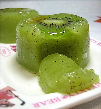 Thạch kiwi xanh mướt