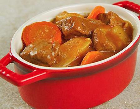 Thịt Bò Hầm Rượu Vang