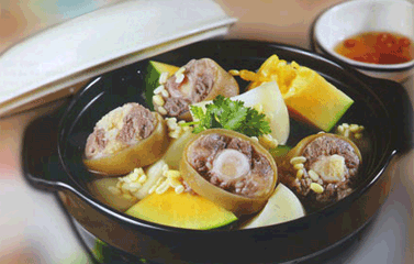 Món mới cho cả nhà: Đuôi bò hầm đu đủ - khoai mì