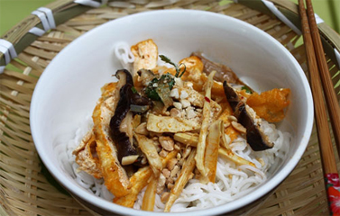 Cách làm món Bún chay khô ngon, hấp dẫn