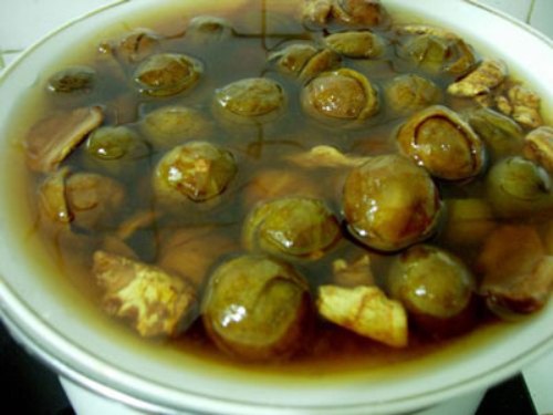 Dân dã mà ngon miệng với sấu ngâm mắm