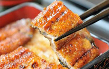 Cá nướng úp chậu