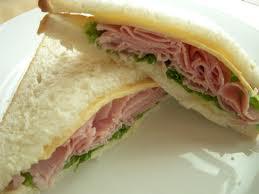 bánh mì kẹp thịt gà tereyaky