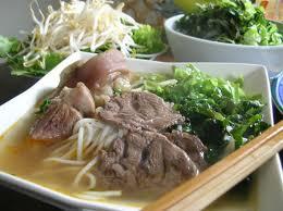 Bún bò giò heo