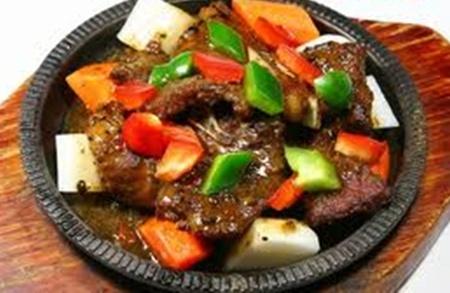 Cách làm món bò xốt tiêu đen