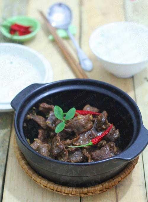 Chế biến món ngon : Thịt bò kho tộ