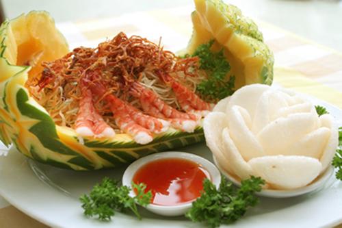 Gỏi tôm khô bò