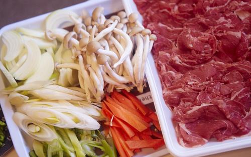 Hướng dẫn chế biến món thịt bò xào nấm kim châm
