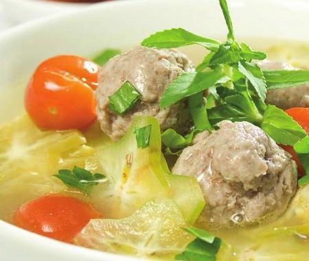 Lạ miệng canh bò nấu khế