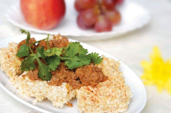 Món ngon bữa trưa: Cơm cháy thịt bò 