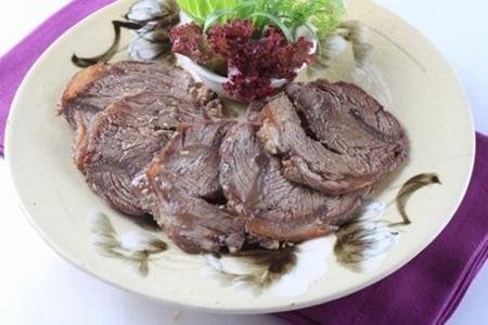Món ngon ngày tết: Bò om tương bần