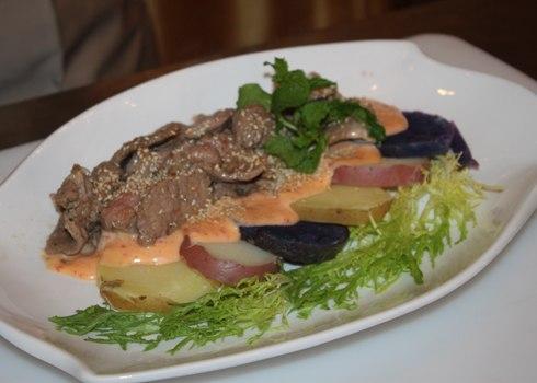 Có rất nhiều món ăn ngon miệng và bổ dưỡng từ khoai tây như nấu súp, làm salat, chiên.