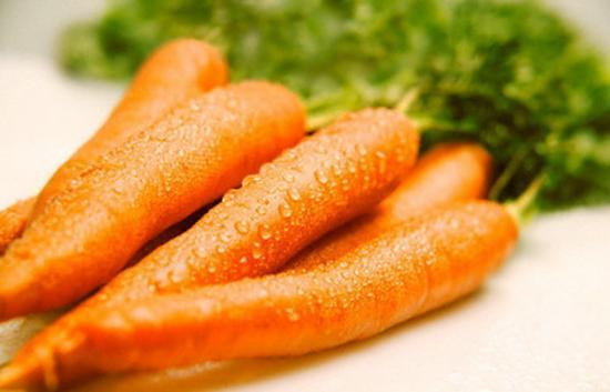 Mẹo đơn giản "xoa dịu" làn da cháy nắng ngày hè 3