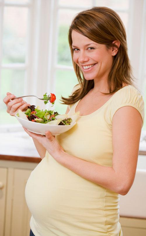 Làm sao để bà bầu vui khỏe ngày tết